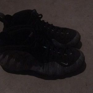 Foams size 10.5 cash app only!!